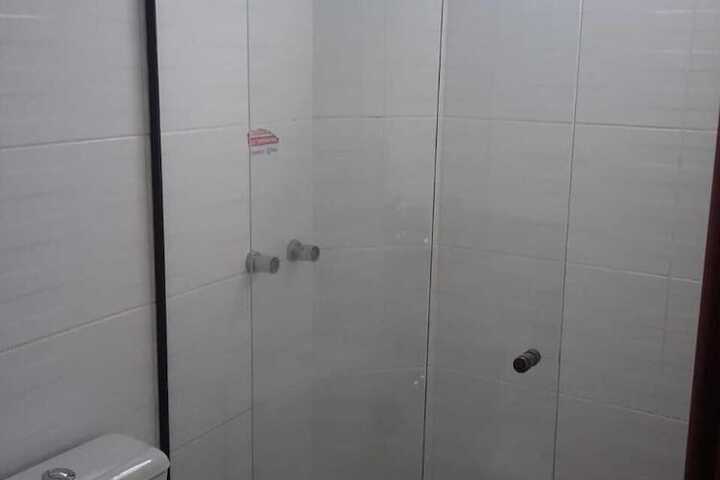 Room 14 of 32