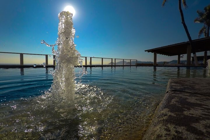 Pools & Facilities