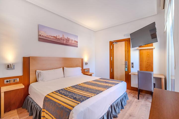 Room 48 of 99