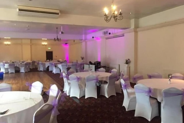 Ballroom/Hall 34 of 46