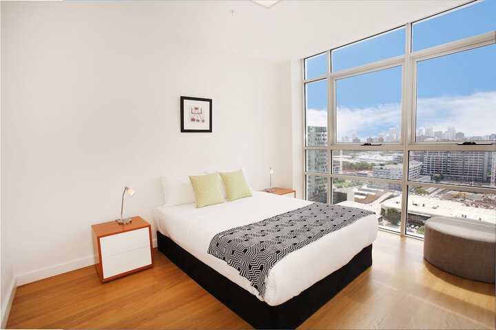 Room 2 of 11