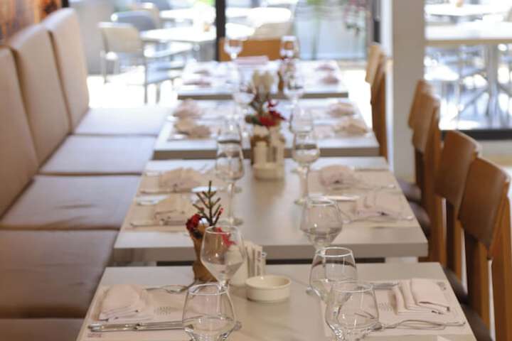 Dining 60 of 79