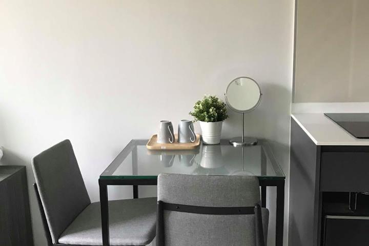 CBD Asoke / Nana/Ploenchit +2 mins to Terminal 21