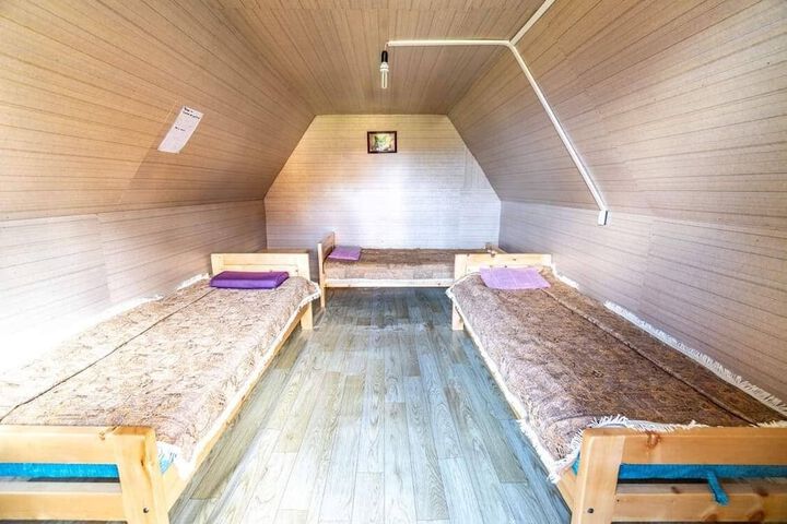 Room 3 of 37