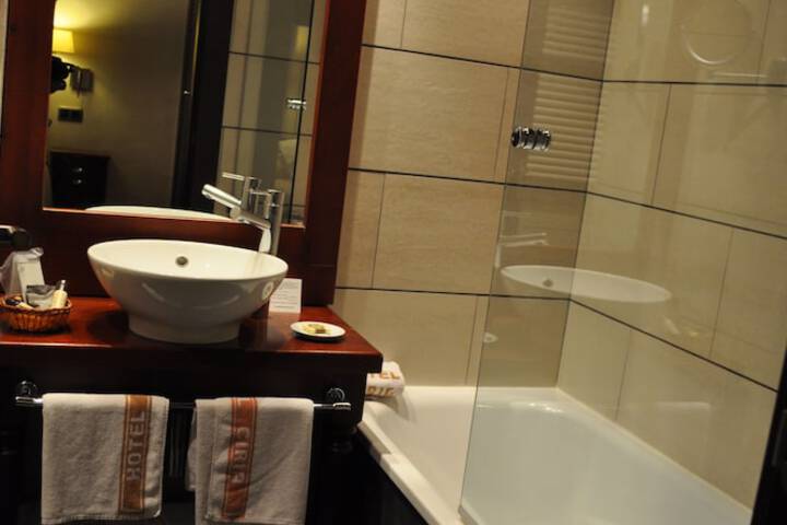 Clean Restrooms
