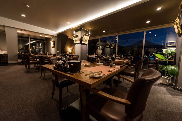 Dining 65 of 127