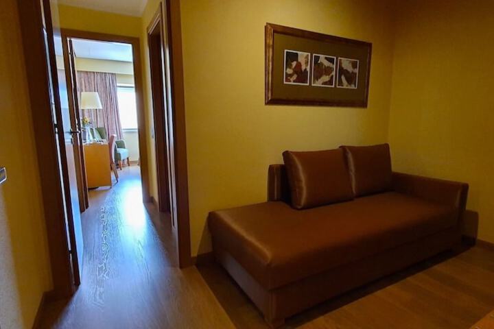 Room 15 of 41