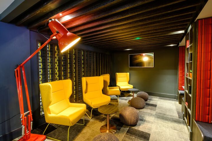 Lobby Entry