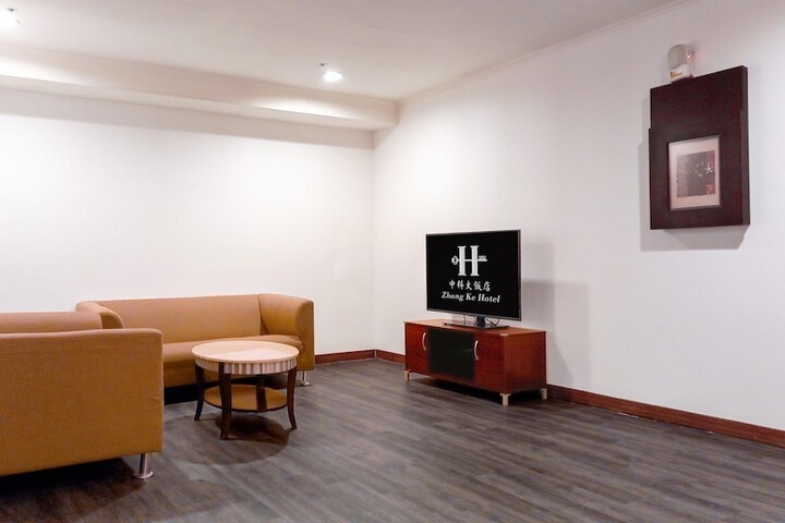 Room 41 of 79