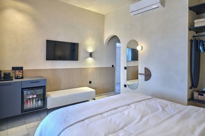 Room 18 of 45