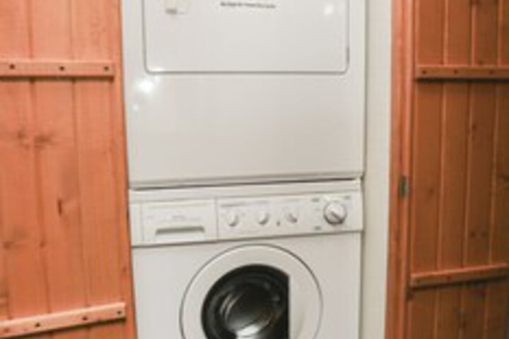 Laundry 4 of 12