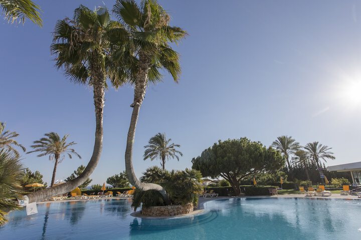 Pools & Facilities