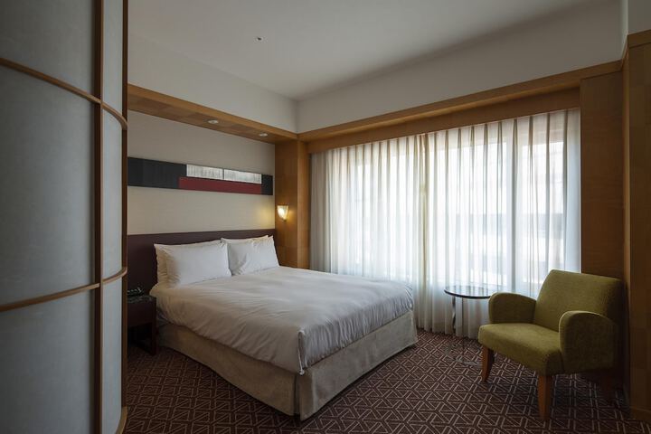 Room 14 of 124