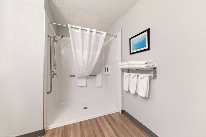 Room 7 of 46