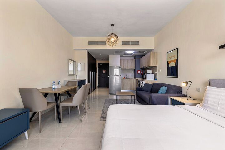 Room 31 of 104