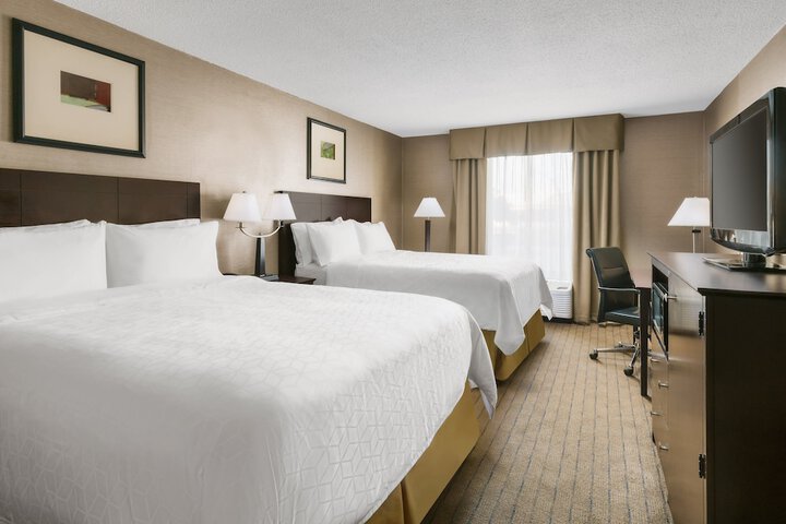 1 King Bed (18 of 18)