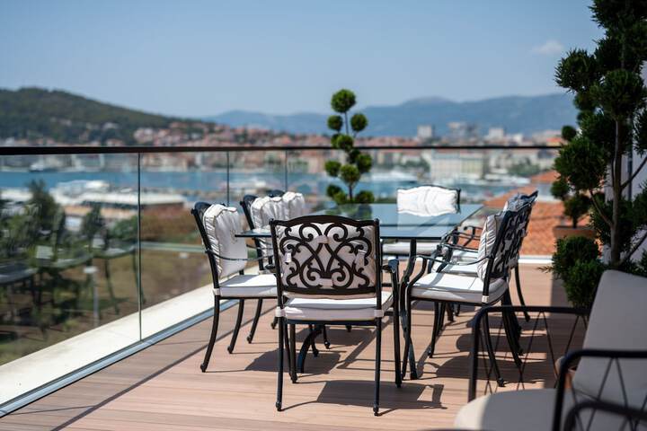 Terrace/Patio 24 of 102