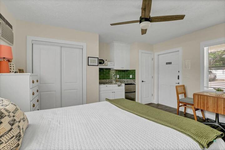 Room 11 of 67