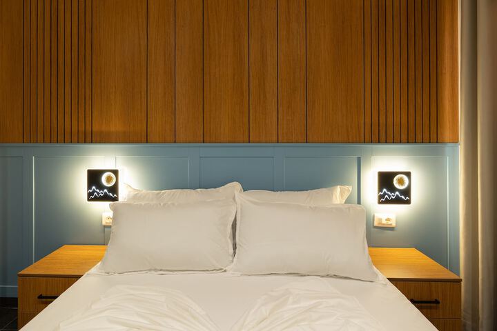 Room 4 of 50