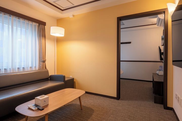 Room 20 of 32