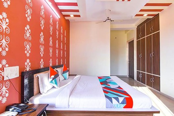 Room 15 of 26