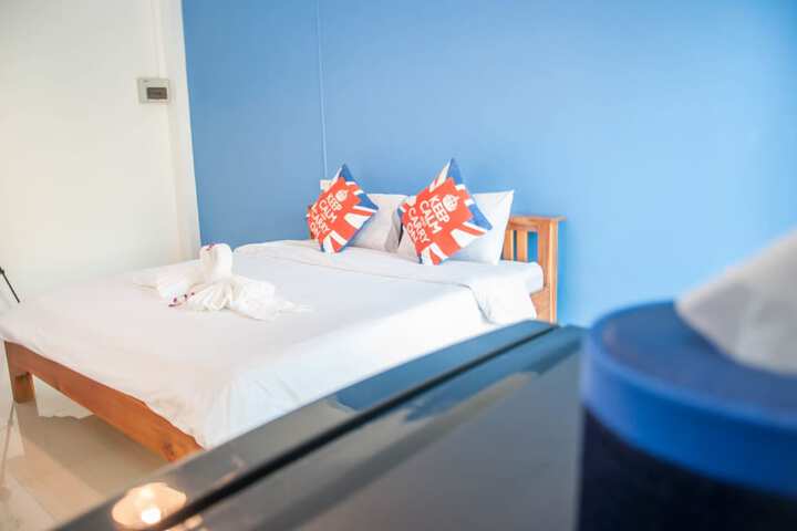 Room 15 of 38