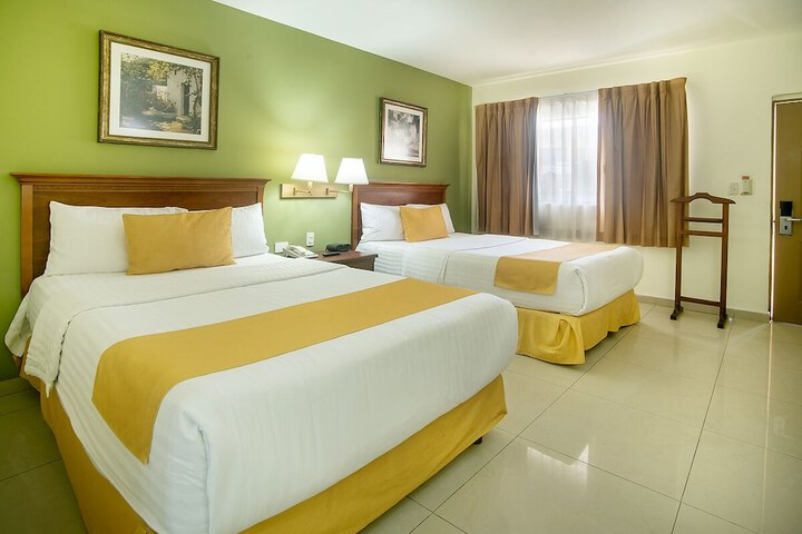Room 3 of 49