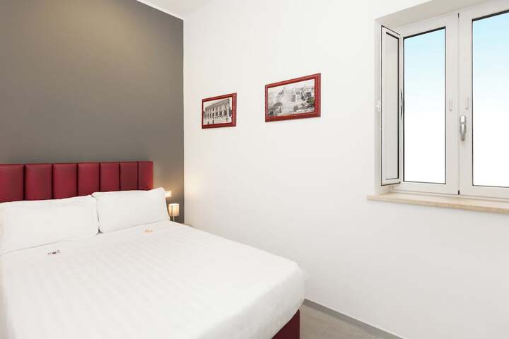 Room 110 of 222