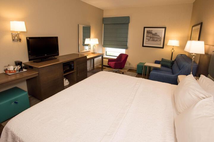 1 King Bed (11 of 22)