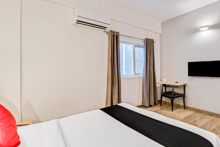 Room 17 of 44
