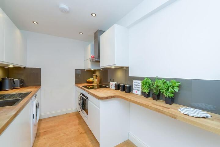 General 4 of 5