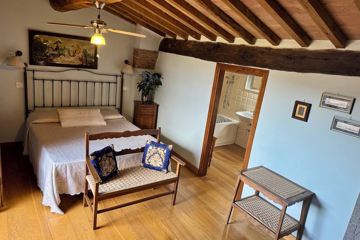 Room 28 of 157