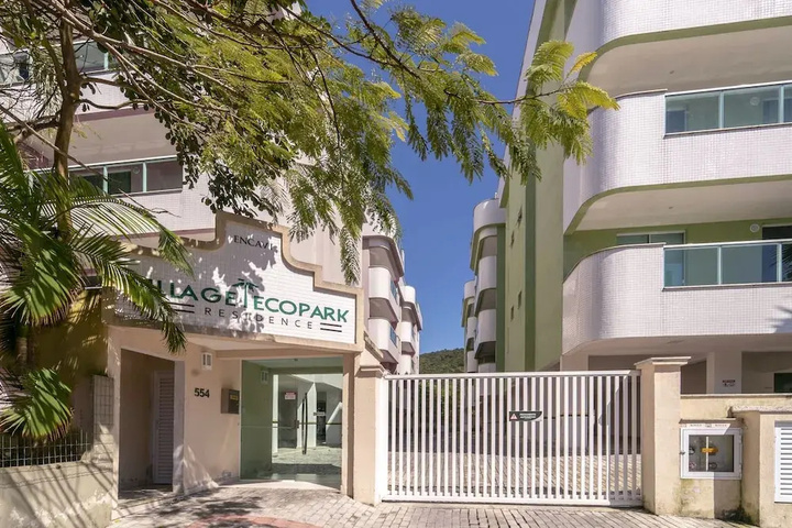Cobertura 3 quartos sendo uma suíte
