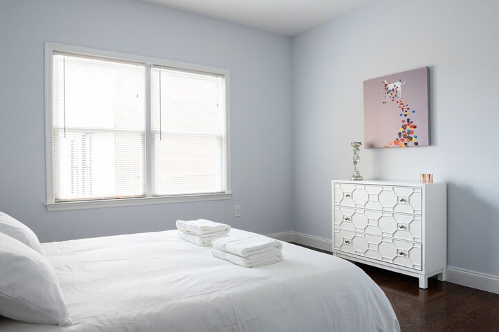 Room 9 of 22
