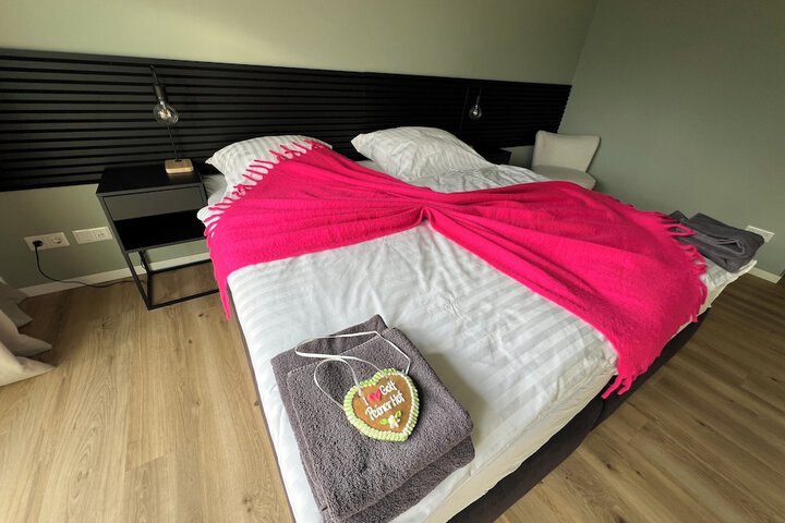 Room 18 of 91