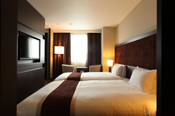 Room 17 of 80