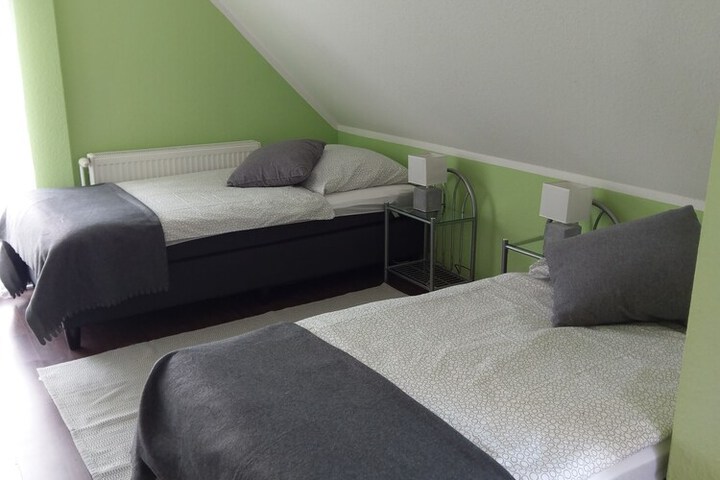 Room 5 of 20