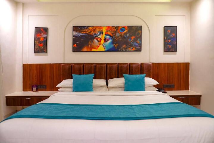 Room 54 of 111