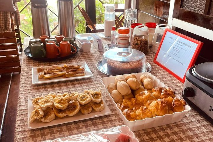 Breakfast/Coffee Service 77 of 99