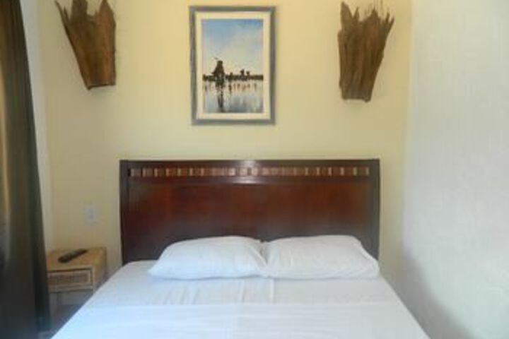 Room 47 of 90