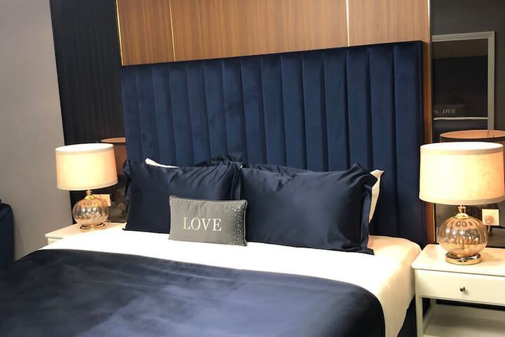 Room 7 of 61