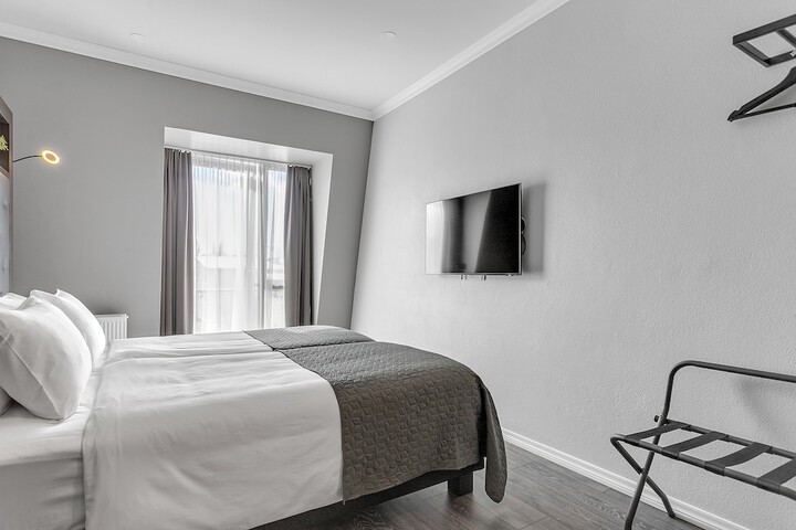 Room 15 of 35