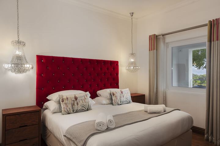 Room 45 of 231