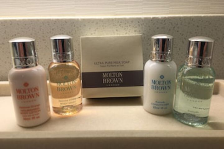 Bathroom amenities