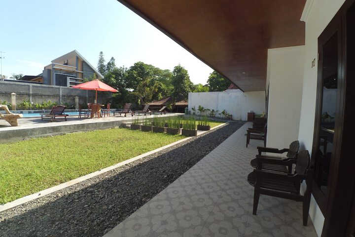 Pool Hotel