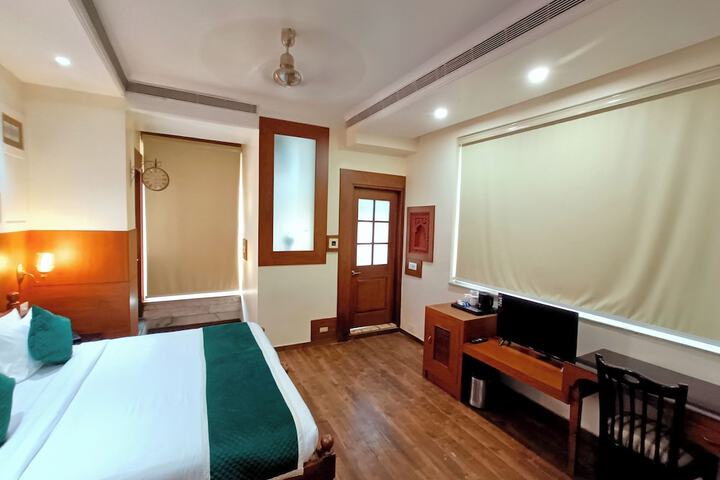 Room 21 of 71