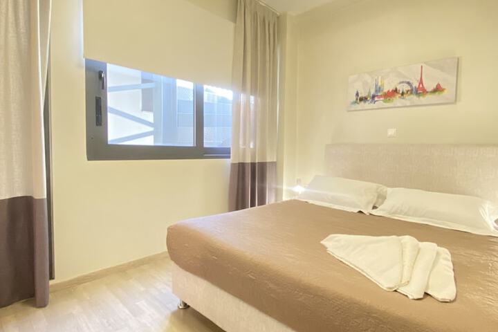 Room 30 of 69