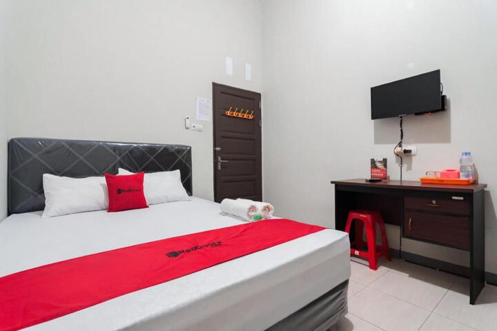 Photo of RedDoorz Syariah near Jalan Jakarta Samarinda