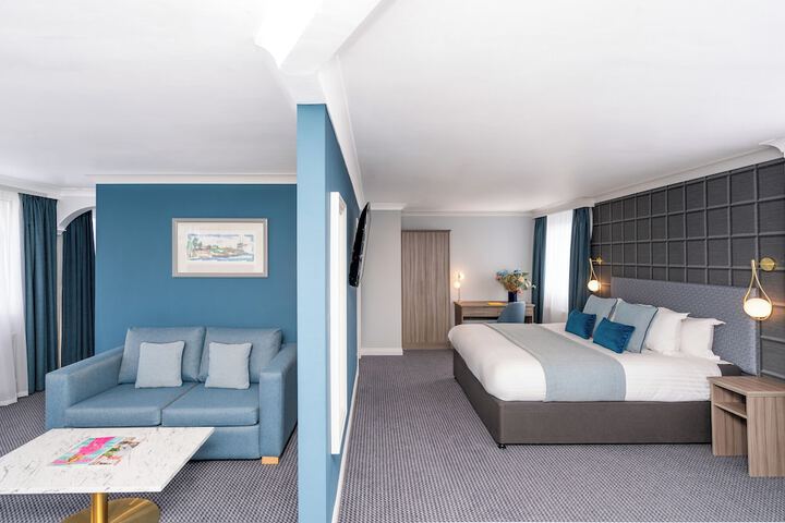 Room 29 of 65