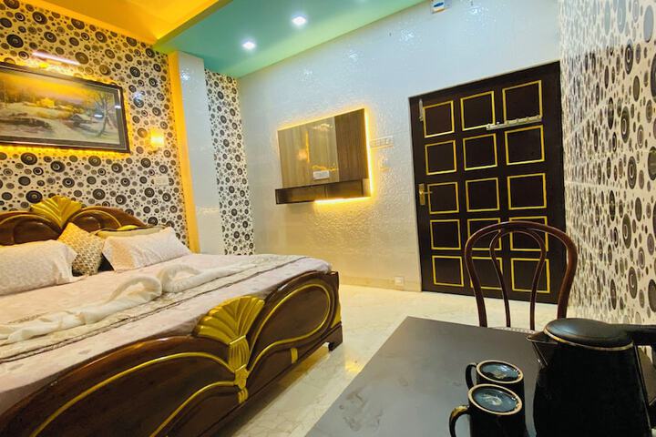 Room 55 of 101